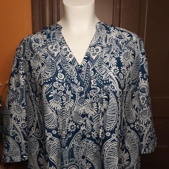 Denim 24/7 Tunic Blue Flower Motif Top Plus size 24W - Picture 2 of 12